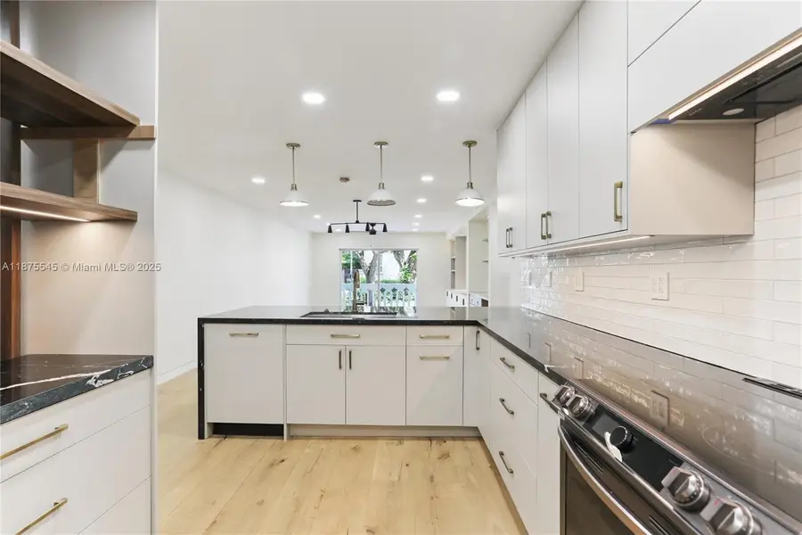 100 Edgewater Dr #142, Coral Gables, FL 33133 - Image #3