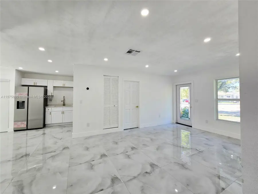 19585 NW 29th Ct, Miami Gardens, FL 33056 - Image #3