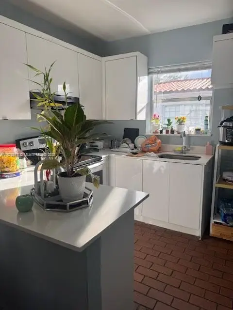 1258 Marseille Dr #4, Miami Beach, FL 33141 - Image #2