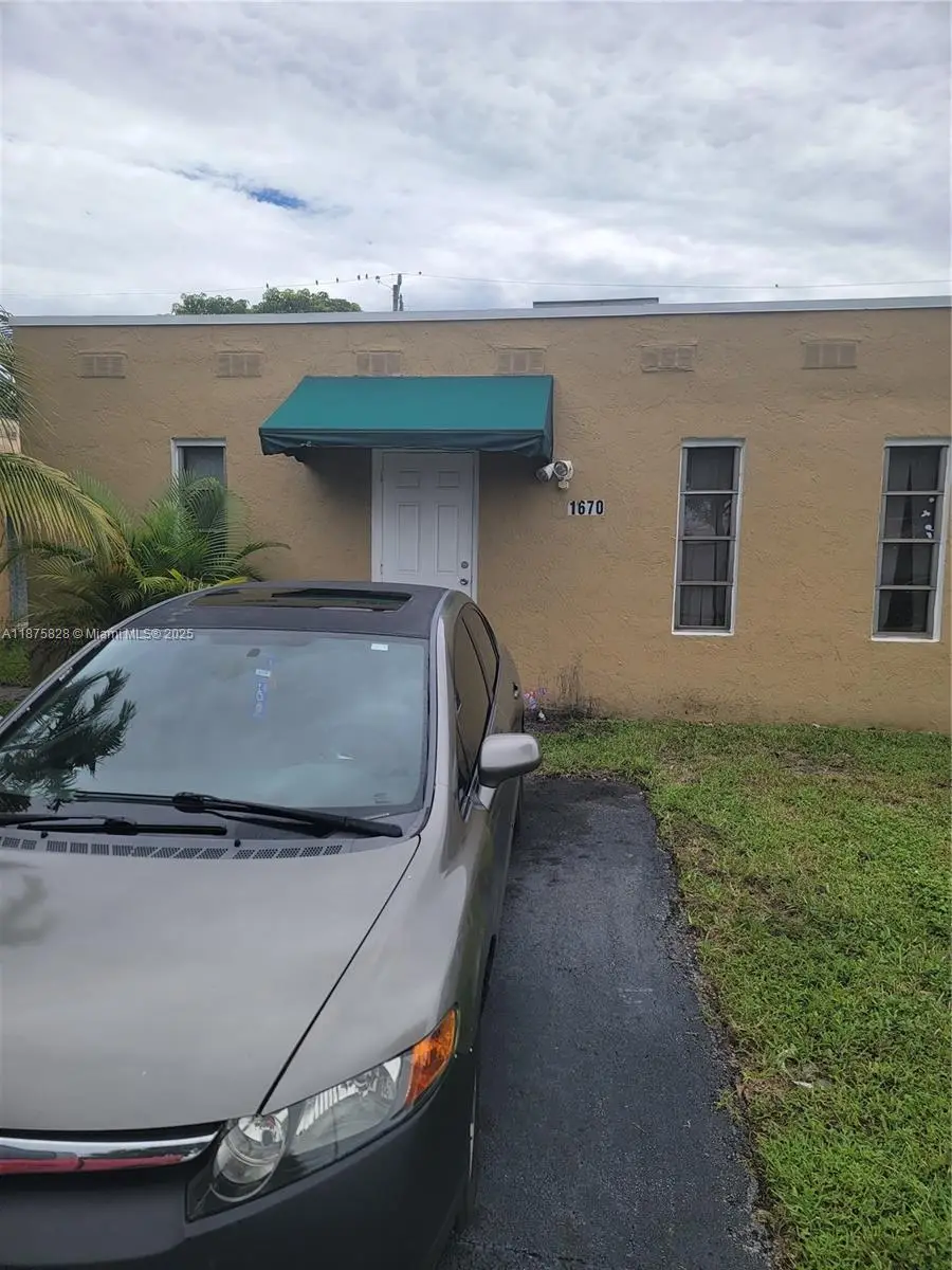 1670 Harding St, Hollywood, FL 33020 - #1