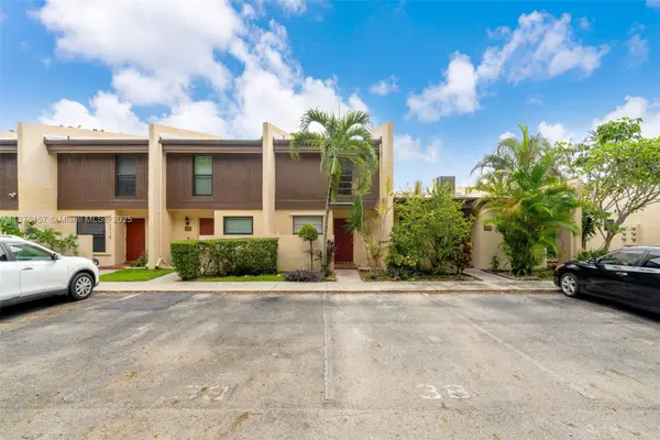 1161 NW 99th Ter #38, Pembroke Pines, FL 33024