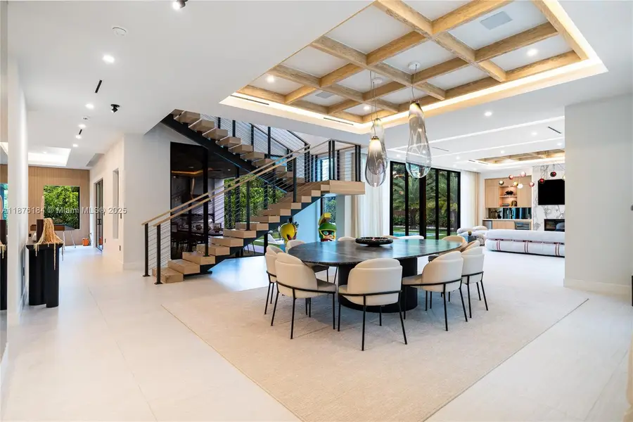 12820 SW 80th Ave, Pinecrest, FL 33156 - Image #3