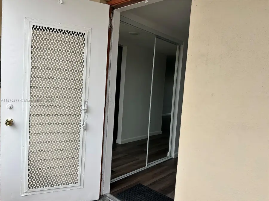 2831 E Sunrise Lakes Dr #309, Sunrise, FL 33322 - Image #3