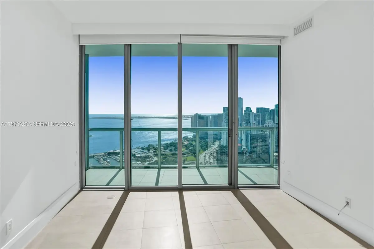 888 Biscayne Blvd #5102, Miami, FL 33132 - Image #1