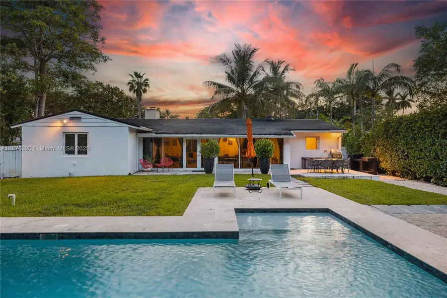 11403 NE 8th Ave, Biscayne Park, FL 33161 - Image #3