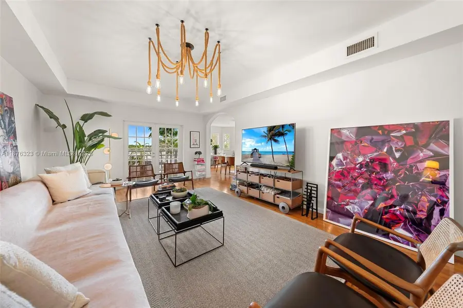 1415 Sunset Harbour Dr #406, Miami Beach, FL 33139 - Image #2