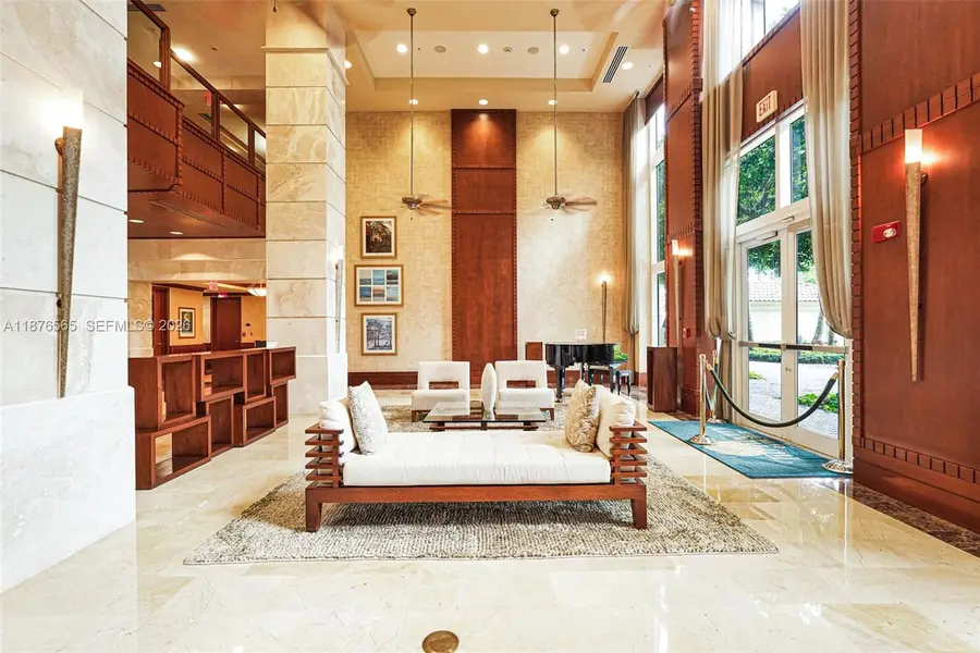 19501 W Country Club Dr #207, Aventura, FL 33180 - #2