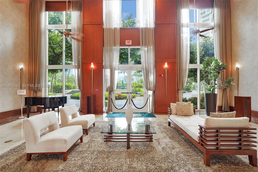 19501 W Country Club Dr #207, Aventura, FL 33180 - #3