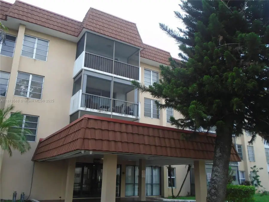 4176 Inverrary Dr #209, Lauderhill, FL 33319 - Image #2