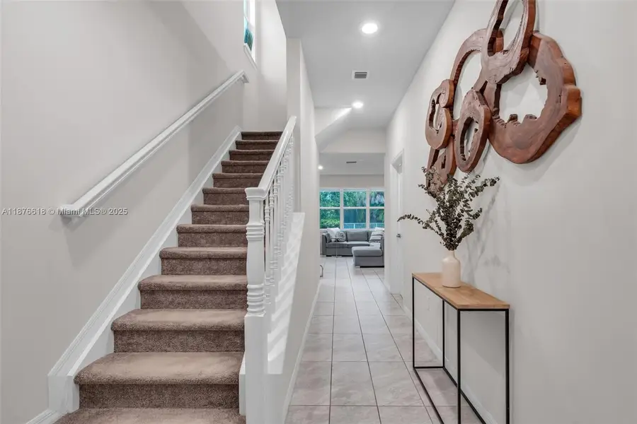 4754 Eucalyptus Dr, Hollywood, FL 33021 - Image #2