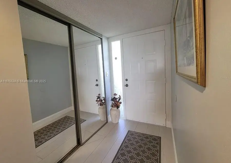 2907 S Carambola Cir S #206, Coconut Creek, FL 33066 - Image #3