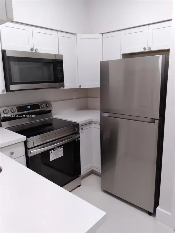 1851 NW 96th Ter #6B, Pembroke Pines, FL 33024