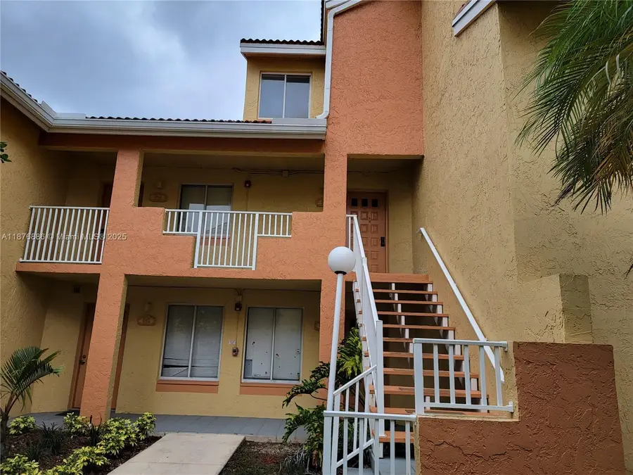 958 Coral Club Dr #958, Coral Springs, FL 33071 - Image #3