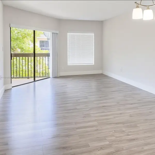 13250 SW 88th Ter #407, Miami, FL 33186