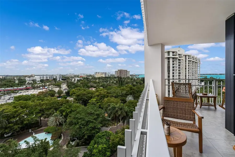 2000 Towerside Ter #1407, Miami, FL 33138 - Image #2