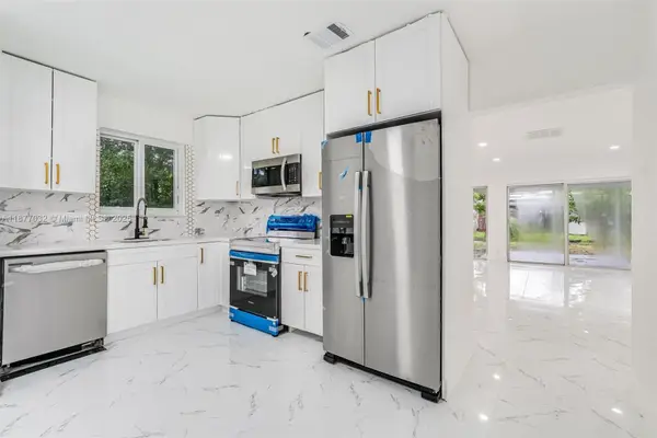 4731 NW 12th St, Lauderhill, FL 33313