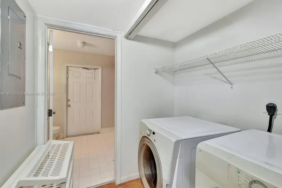 2229 NW 24th Ct, Fort Lauderdale, FL 33311 - Image #3