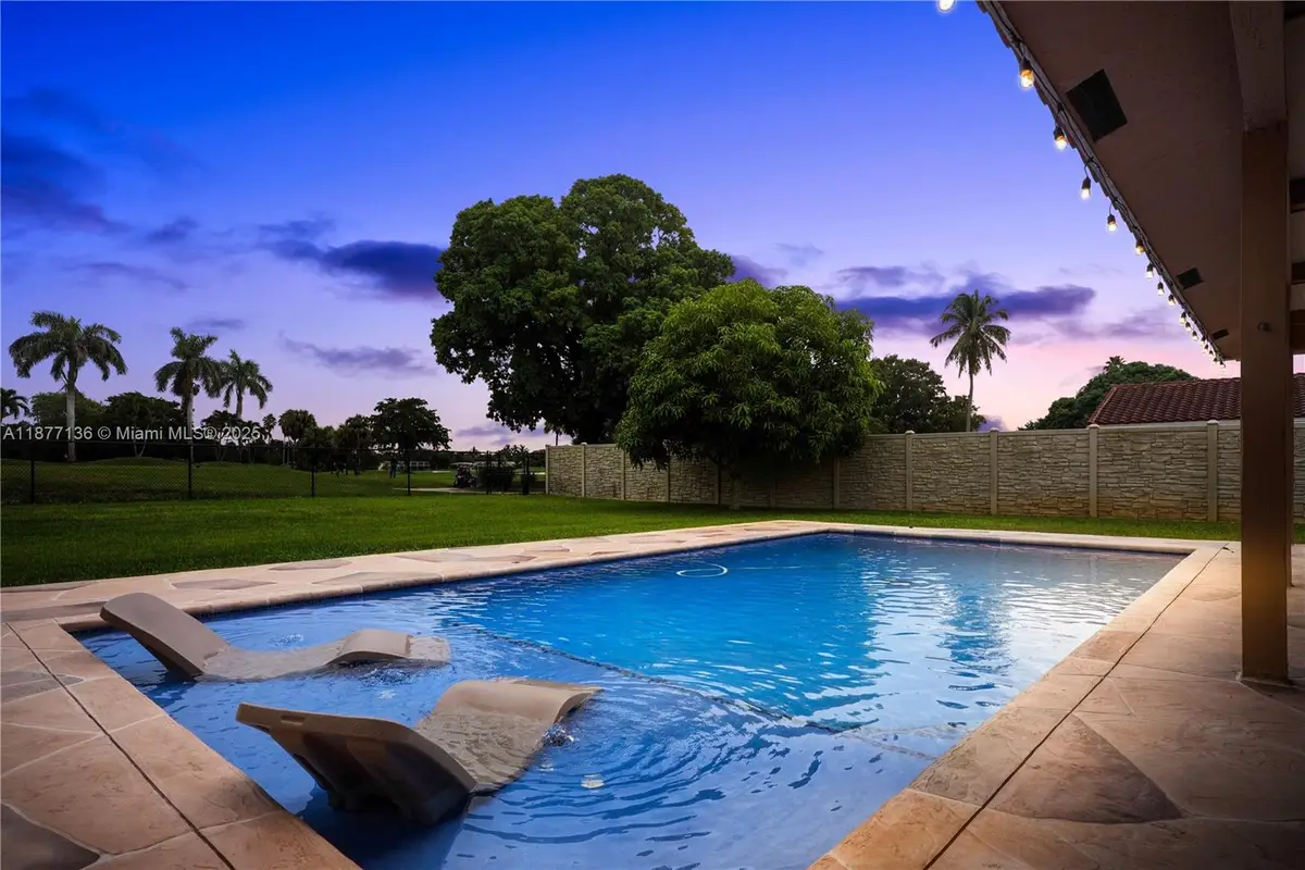 11081 NW 26th Dr, Coral Springs, FL 33065 - Image #1