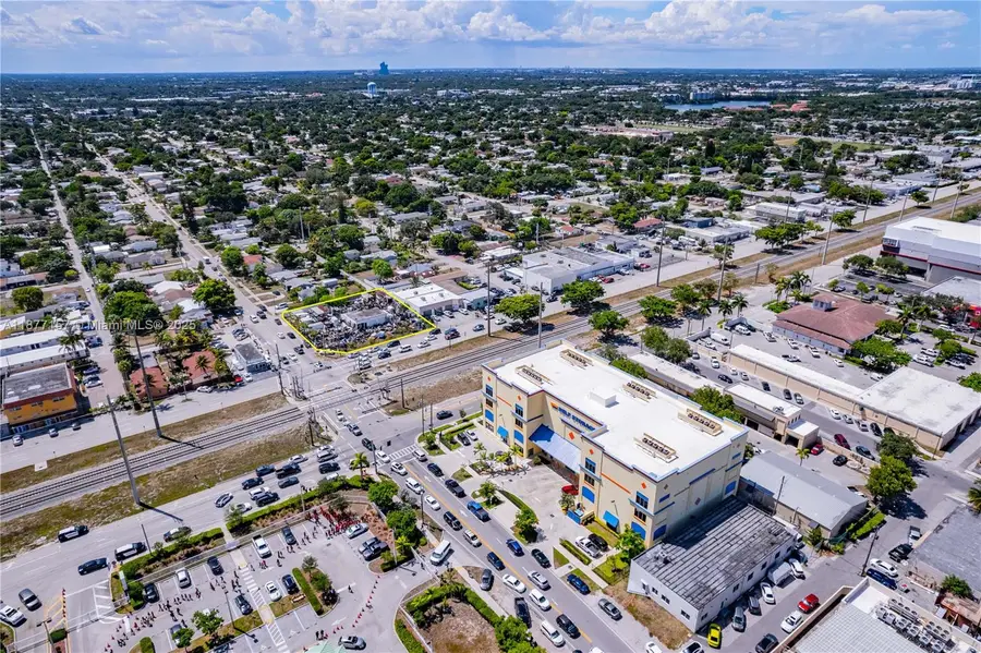 1708 N Dixie Hwy, Hollywood, FL 33020 - Image #2
