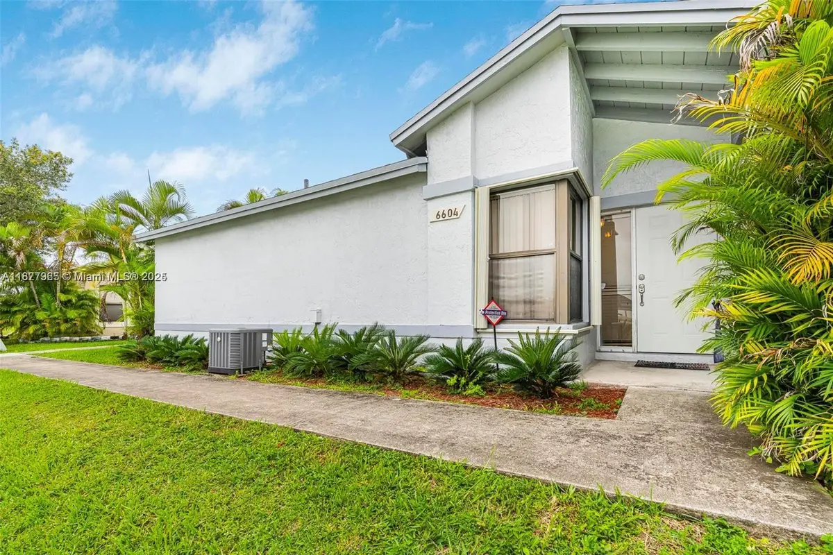 6604 SW 152nd Pl #26-04, Miami, FL 33193 - Image #1