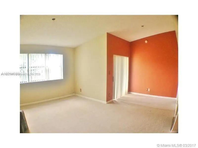 530 S Park Rd #35-11, Hollywood, FL 33021 - Image #1