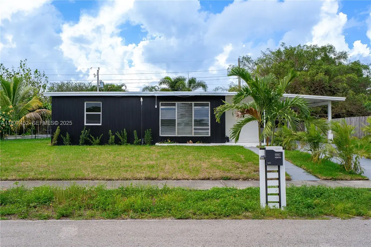 4041 NE 15th Ter, Pompano Beach, FL 33064 - Image #1