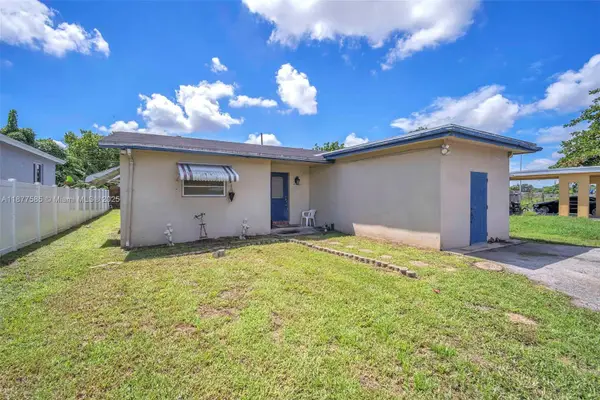 6330 Madison St, Hollywood, FL 33023