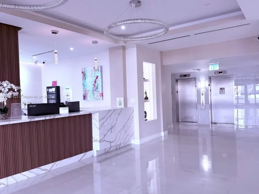 2401 S Ocean Dr #2504, Hollywood, FL 33019 - Image #2