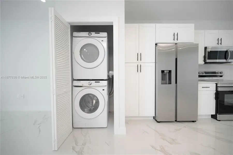 238NW 2nd St #5, Florida City, FL 33034 - Image #3