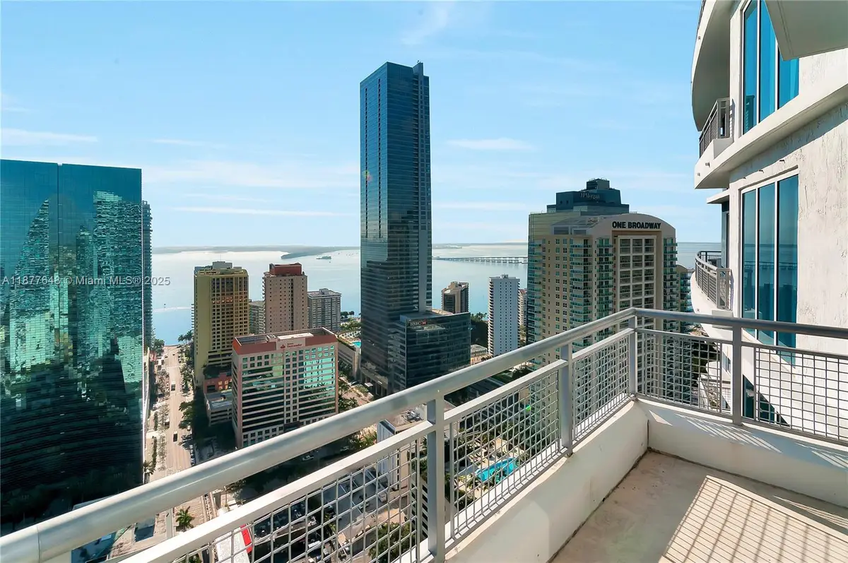 60 SW 13th St #3402, Miami, FL 33130 - Image #1