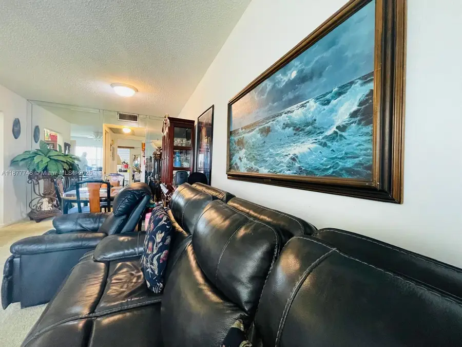 251 S Suffolk F #251, Boca Raton, FL 33434 - Image #3