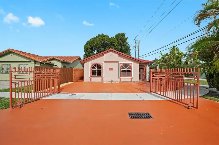 3203 W 70th Ter, Hialeah, FL 33018 - Image #2