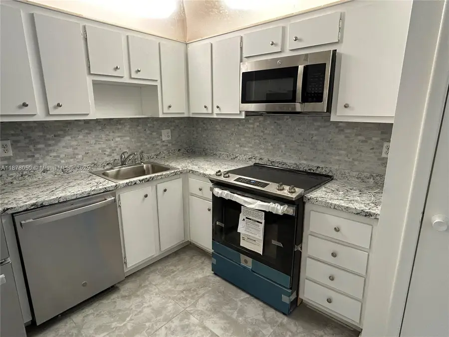 2061 NW 47th Ter #212, Lauderhill, FL 33313 - Image #2