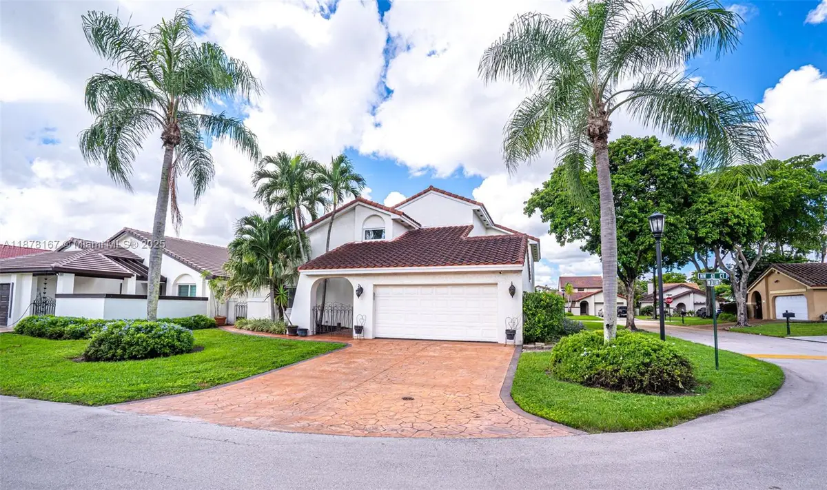 17352 NW 61st Ct S, Hialeah, FL 33015 - Image #1
