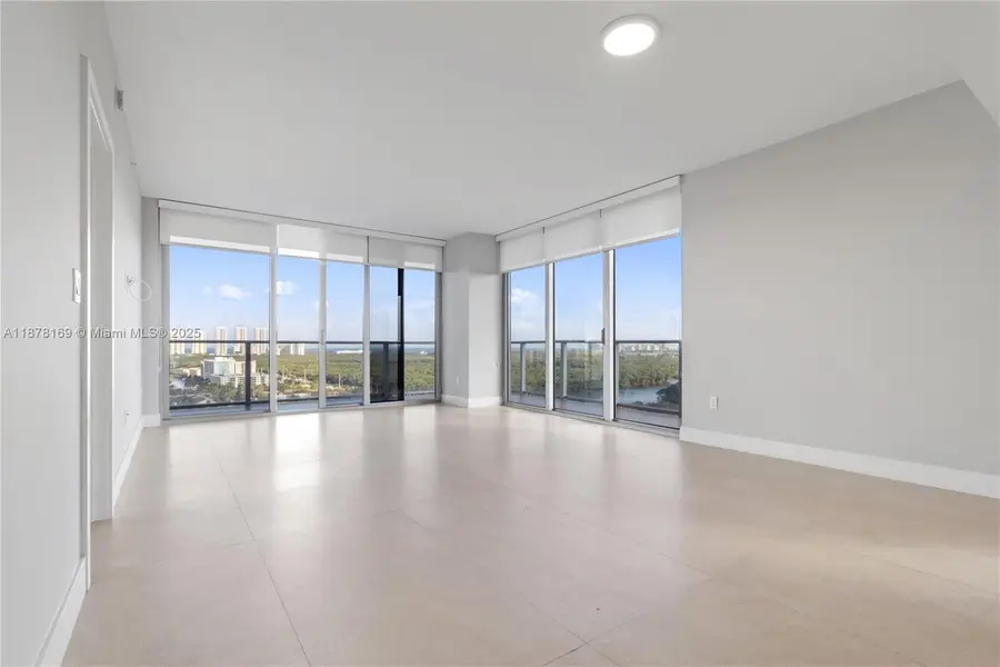16385 Biscayne Blvd #1921, North Miami Beach, FL 33160 - Image #2