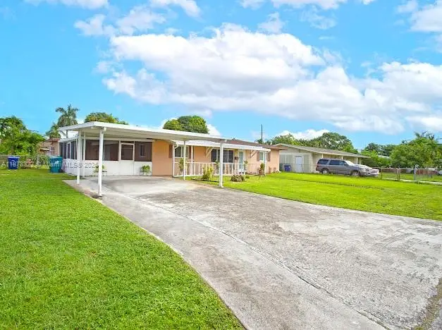 3811 NW 174th St, Miami Gardens, FL 33055 - Image #2