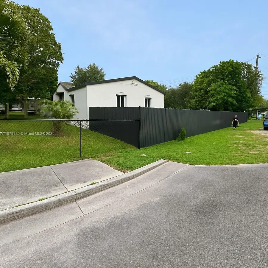 945 Sharazad Blvd, Opa Locka, FL 33054 - Image #2
