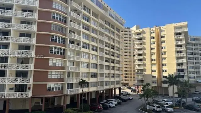 Address Withheld By Seller, Hallandale Beach, FL 33009 - #2