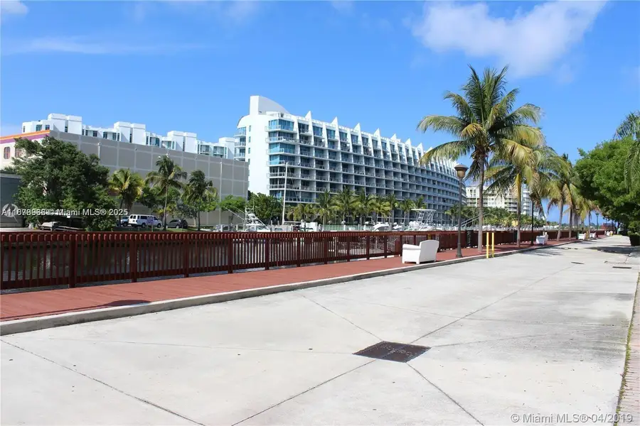 2965 NE 185th St #1513, Aventura, FL 33180 - Image #3