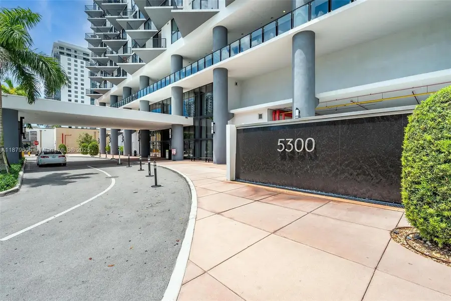 5300 Paseo Blvd #1714, Doral, FL 33166 - Image #2