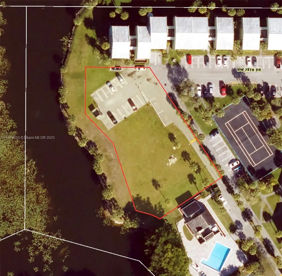 28 Nw Dr, Coral Springs, FL 33065 - Image #1