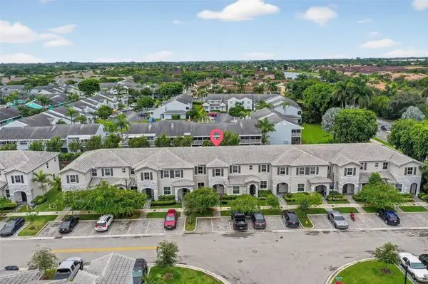 1676 SE 26th Ter, Homestead, FL 33035