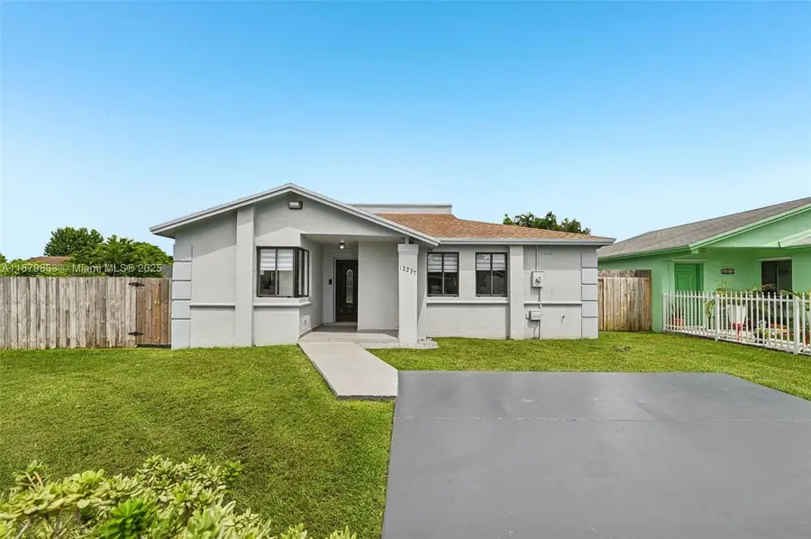 12237 SW 193rd St, Miami, FL 33177 - Image #2