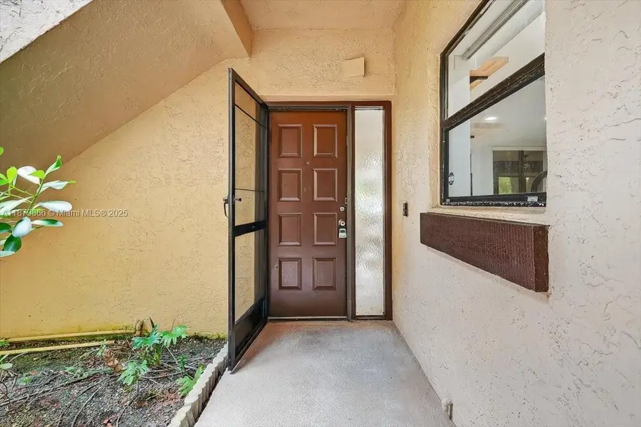 2652 N Carambola Cir #1738, Coconut Creek, FL 33066 - Image #2