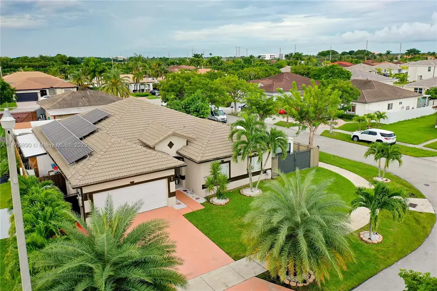 1407 SE 7th St, Homestead, FL 33033 - #2