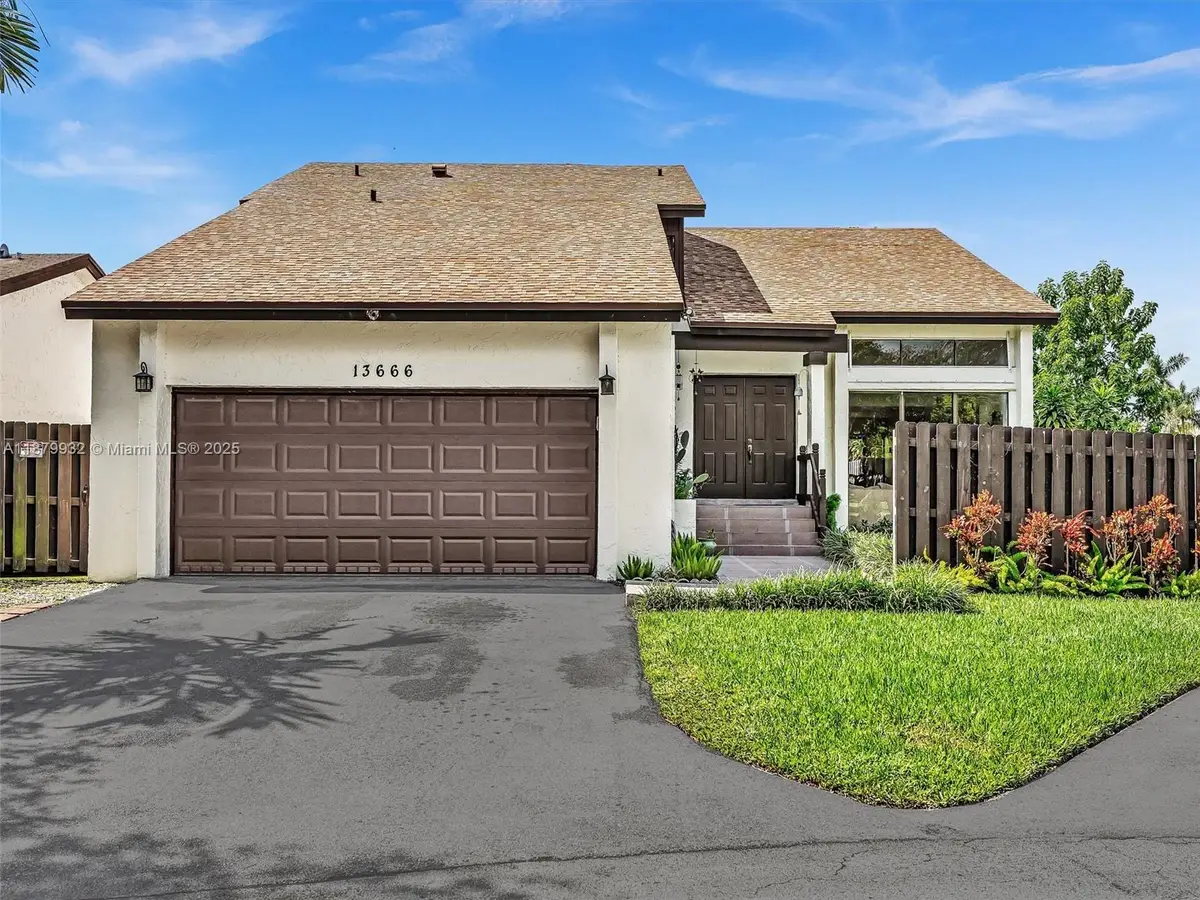 13666 SW 116th Ln, Miami, FL 33186 - Image #1