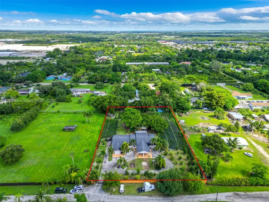 18475 SW 206th St, Miami, FL 33187 - Image #2