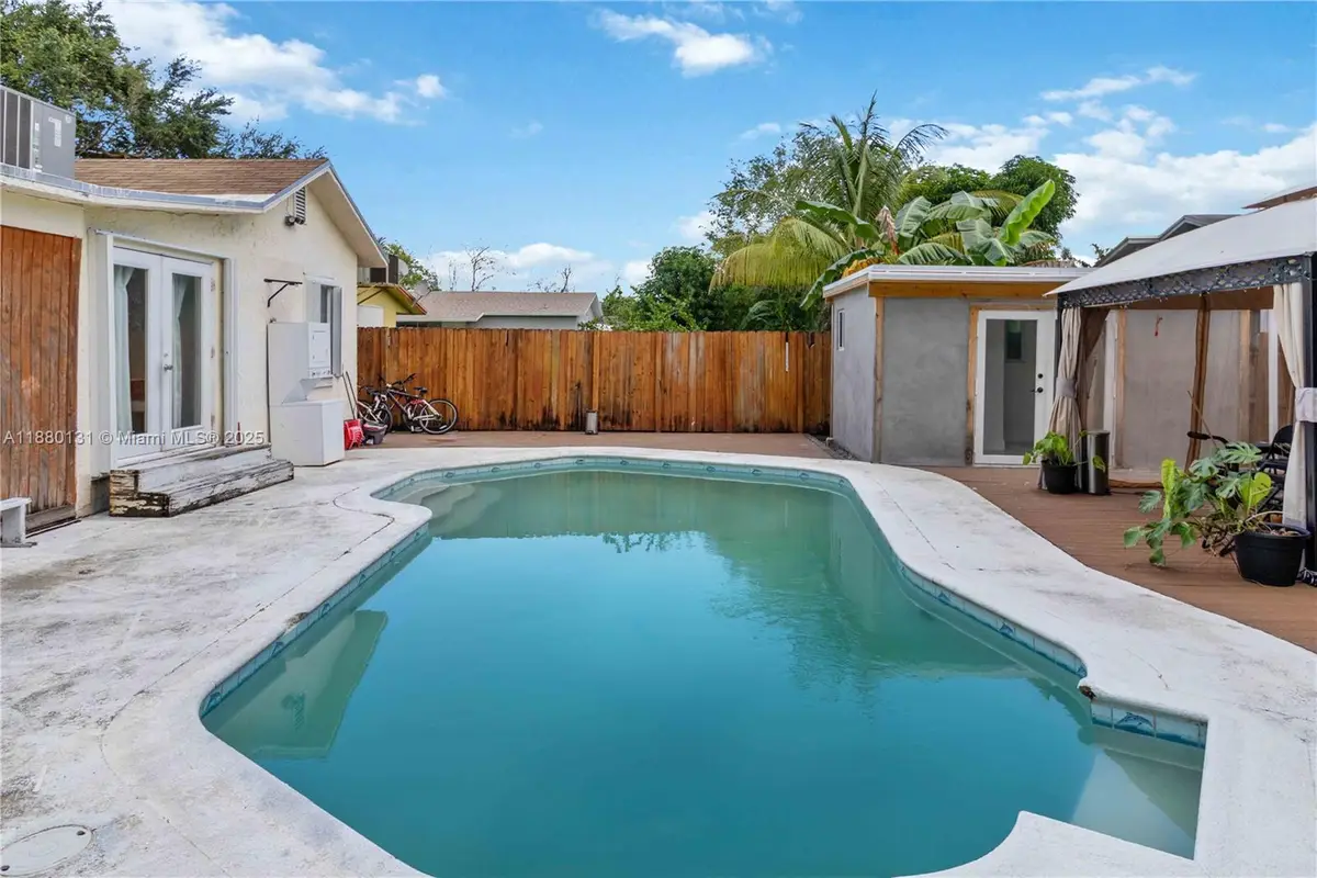 5740 Lincoln St, Hollywood, FL 33021 - Image #1