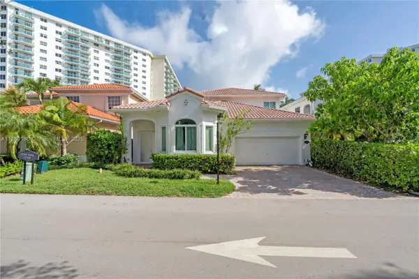 3942 194th Ln, Sunny Isles Beach, FL 33160