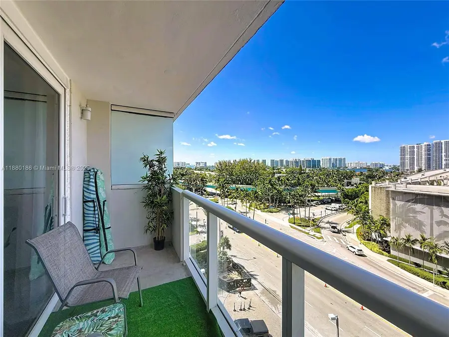 19201 Collins Ave #636, Sunny Isles Beach, FL 33160 - #2